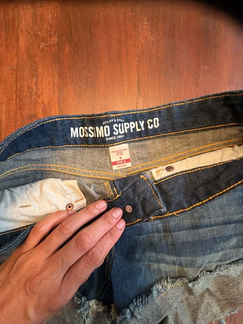 Mossimo Supply Co. Denim Cutoff Shorts Size 9 Fit 6 - Picture 2 of 3